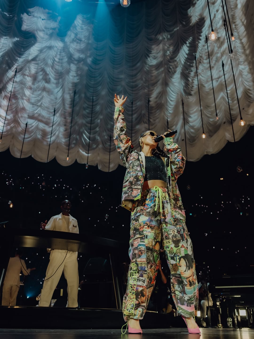 Alicia Keys Performs in the 9FIVE™ Lotus