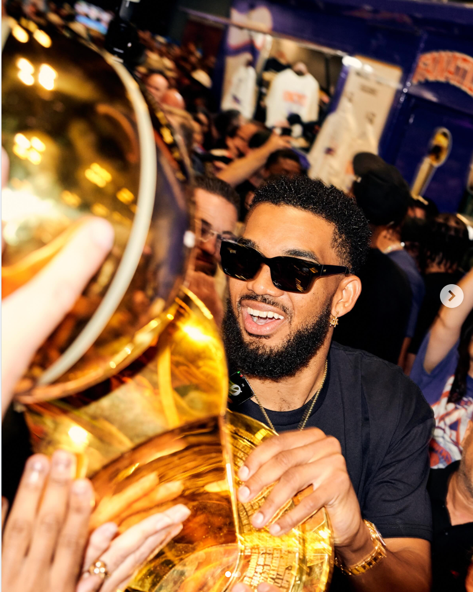 Karl Anthony Towns wears 9FIVE®