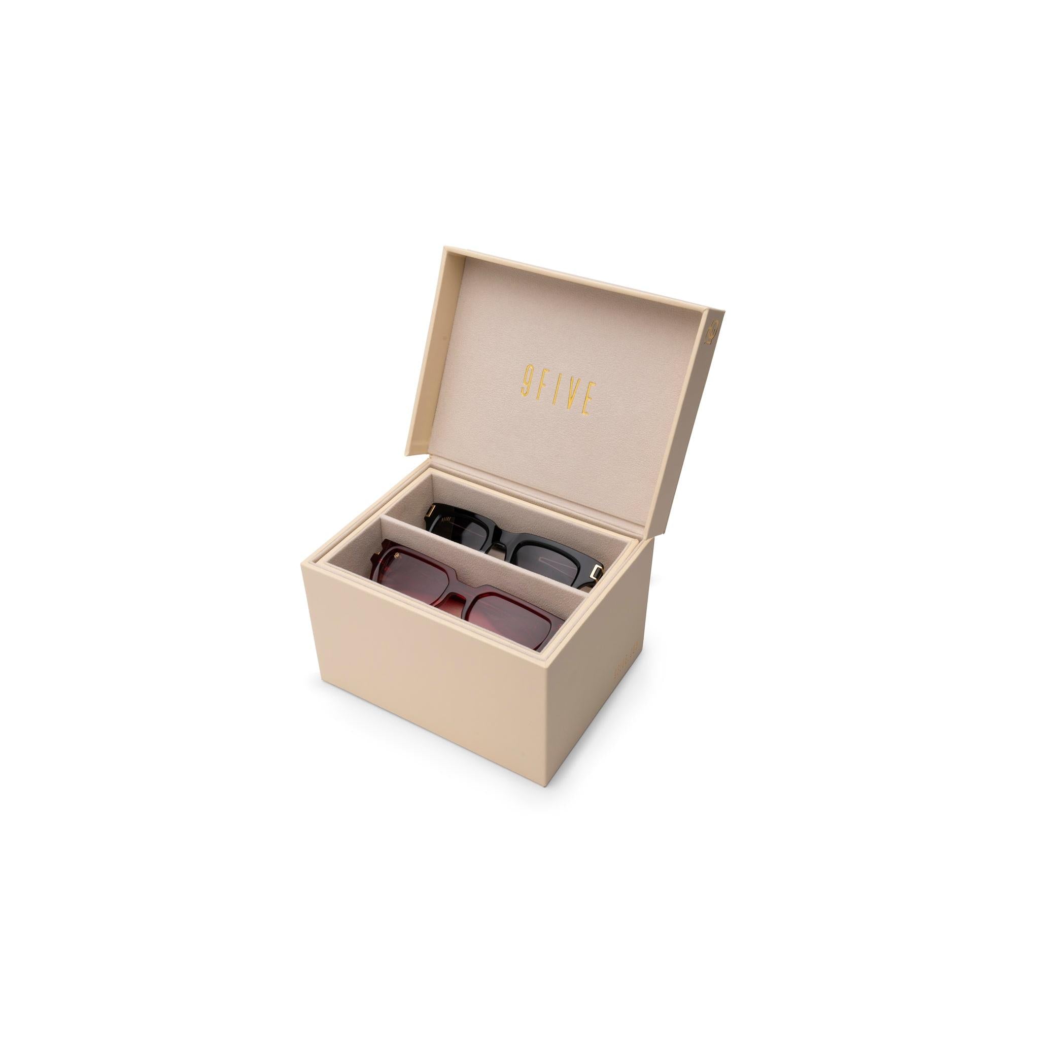 9FIVE Cream Leather Collector Case